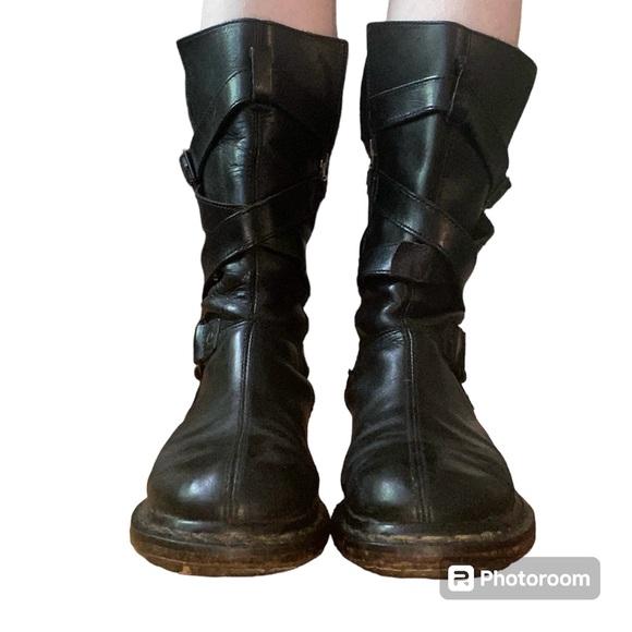 Vintage Leather Dr. Martens - Picture 2 of 6